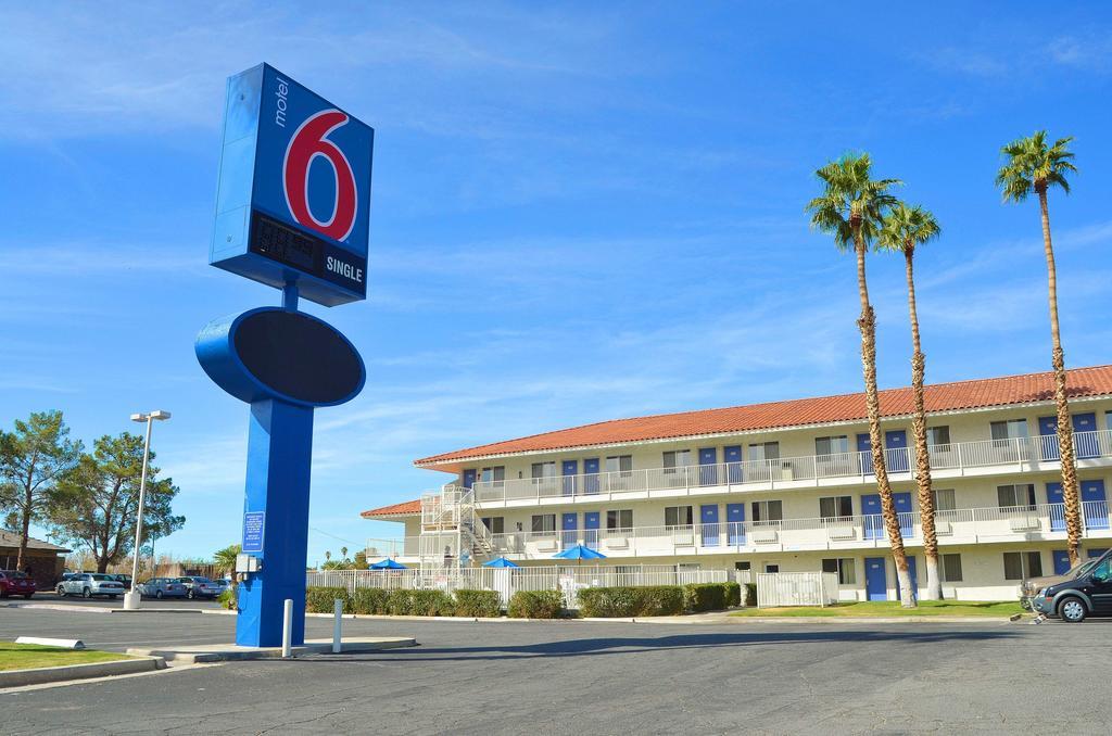 Motel 6-Twentynine Palms, Ca Kültér fotó